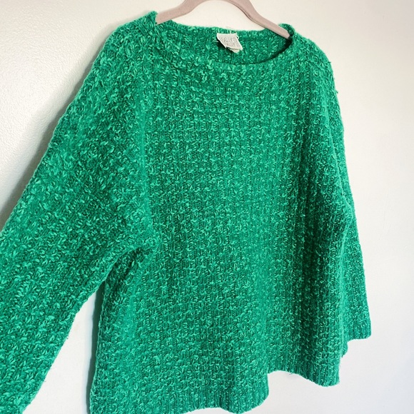 Vintage 80’s Sweater in Green - Picture 3 of 4